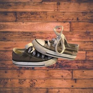 Toddler Converse Size 5